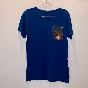 Baki bamboo blue campfire scene pocket short sleeve shirt